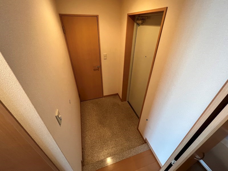 ロイヤルＫＪ 玄関