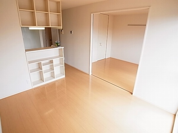 トレグラース　C棟 リビング