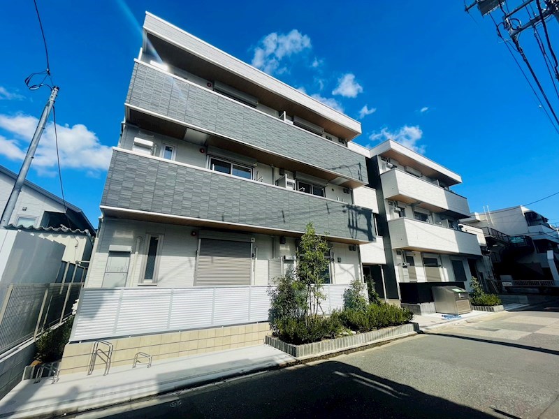 アヴァンス千住緑町 外観写真