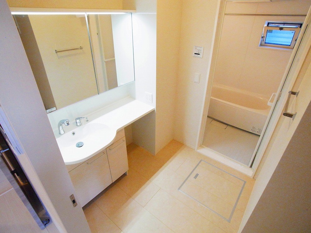 プラザ・カシオペア その他2