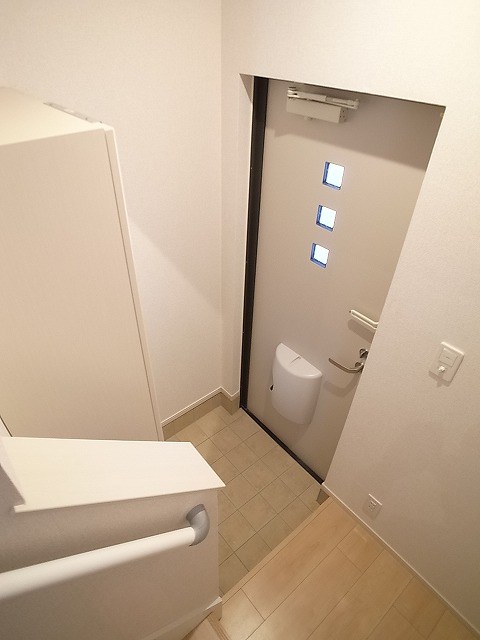 フォーリア 玄関
