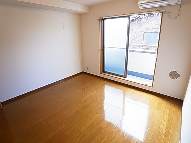 リリックコート梅田 ベッドルーム