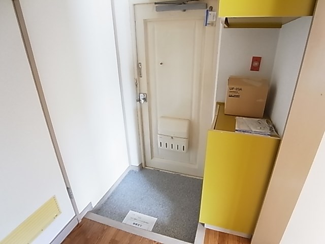 柏グリーンハイツG棟 玄関