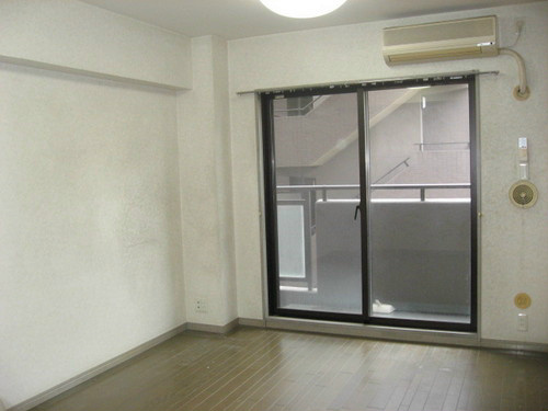 ライオンズプラザ松戸中央公園 リビング