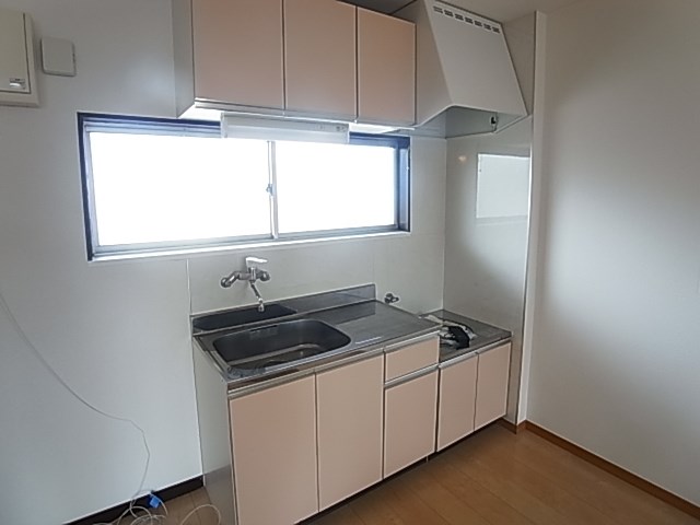 関原ロイヤルハイツⅠ キッチン