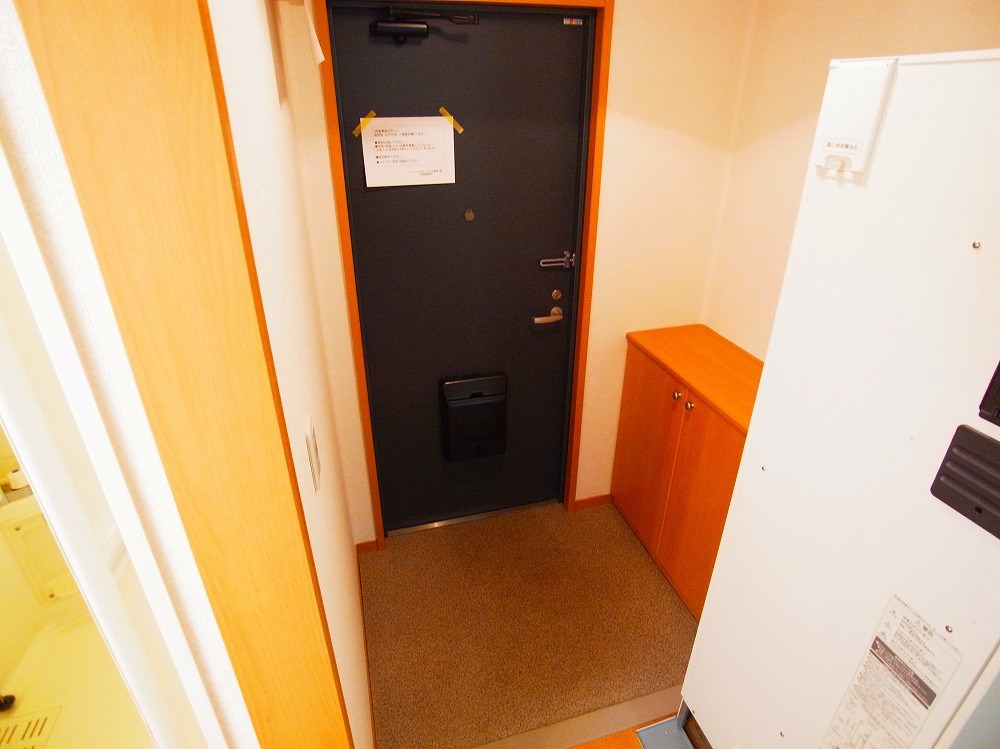 エルソルビオス 玄関