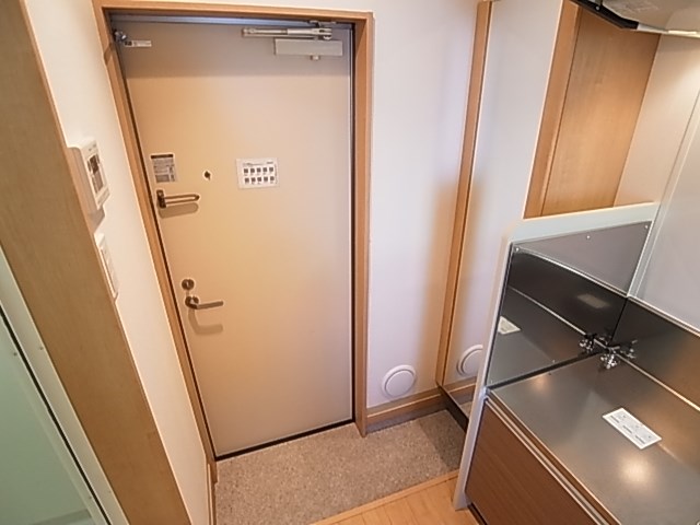 サン・ルビー 玄関