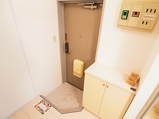 ベルトピア松戸第7 玄関