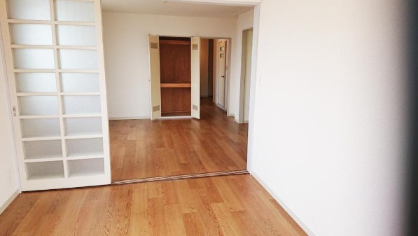 エミネンス東和 リビング