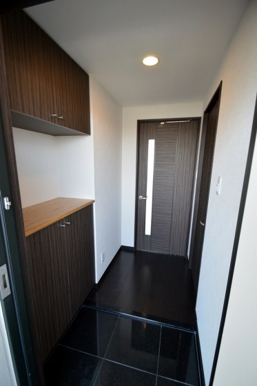 オアシスG棟 玄関