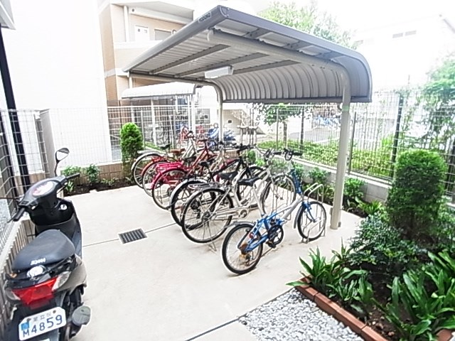 ｕｎ　ｄｅｕｘ　ｔｒｏｉｓ その他外観2