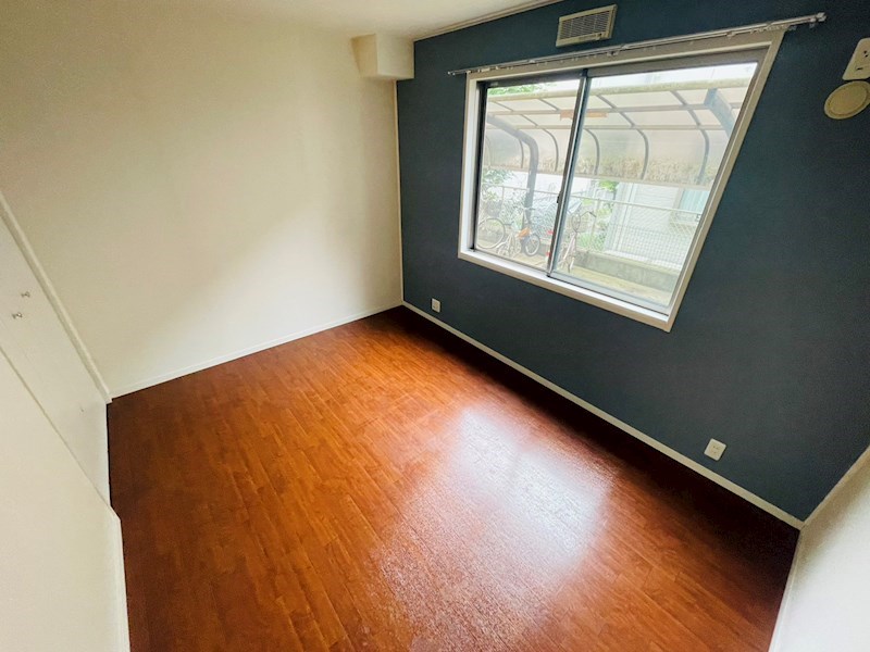 グリーンヒルズD棟 ベッドルーム