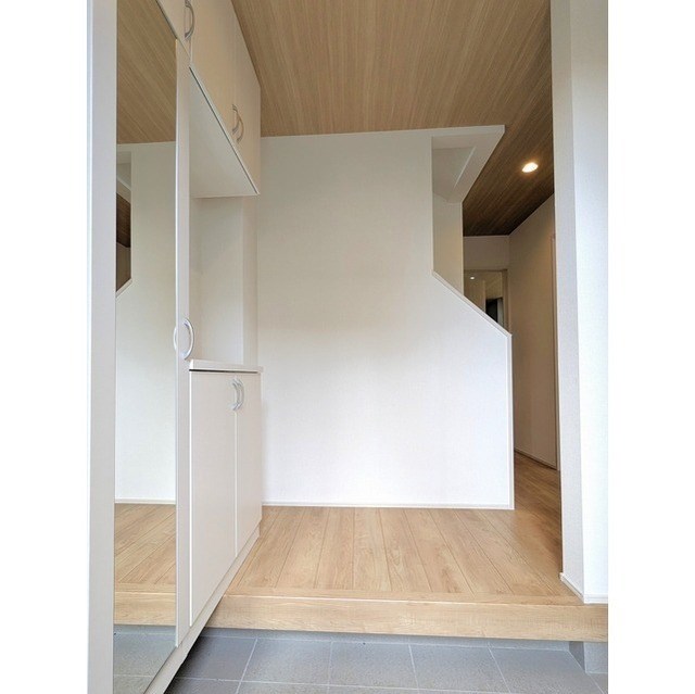 4141鎌ケ谷市東道野辺29期4棟1号棟 玄関