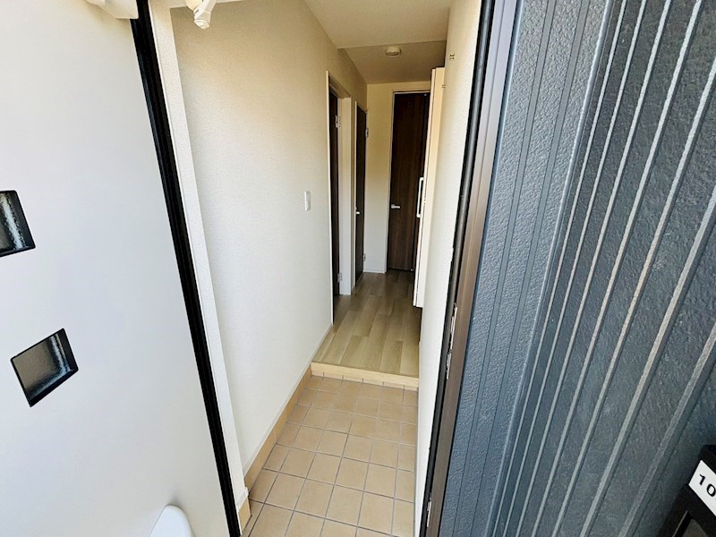 カーサ・フォーリスト 玄関