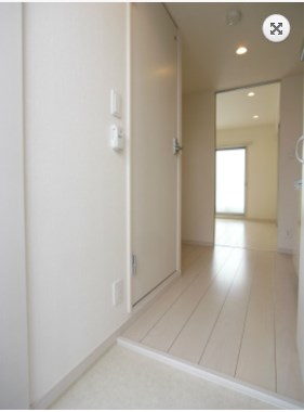 リブリ・王子神谷 玄関