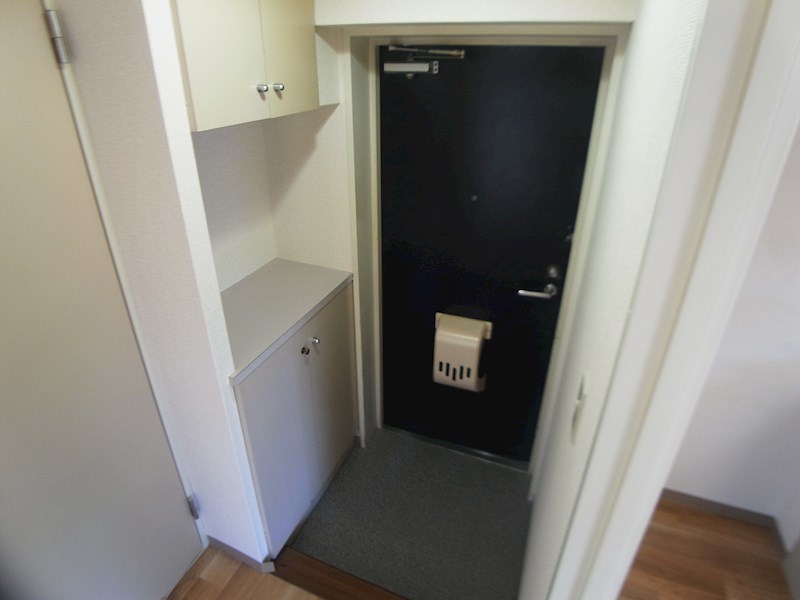 プラザホワイトＡ 玄関