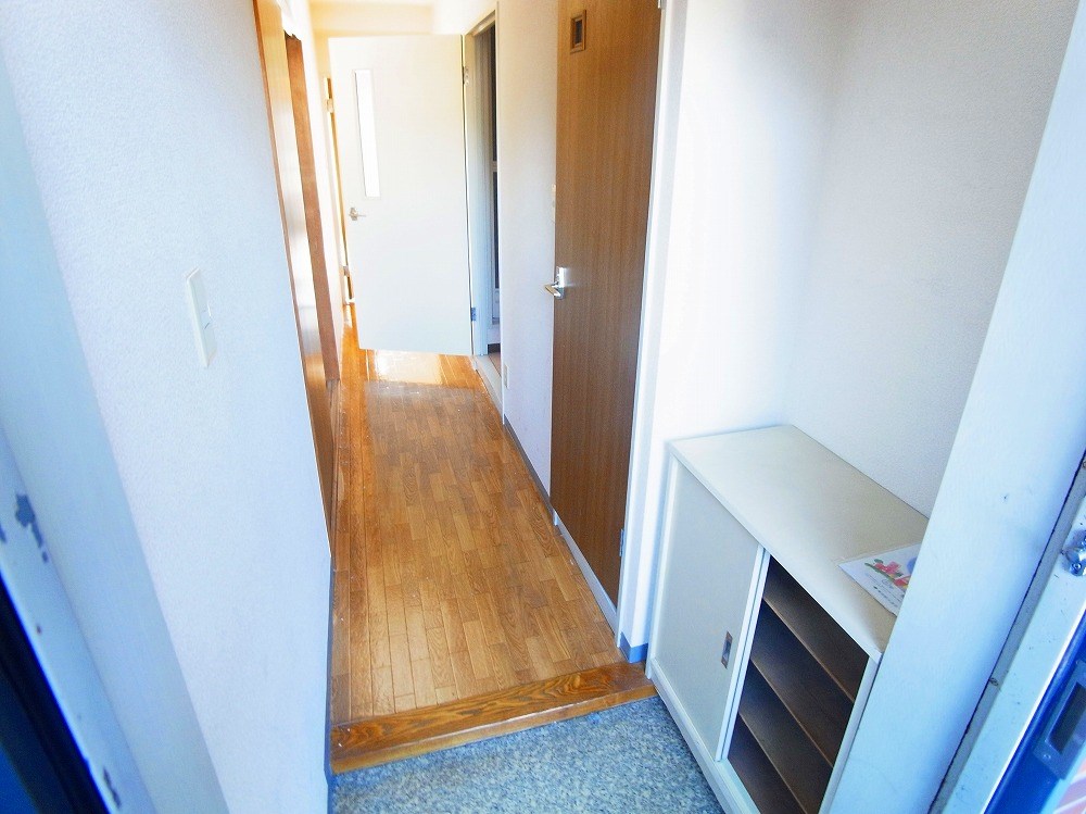 ハシェンダ東和 玄関