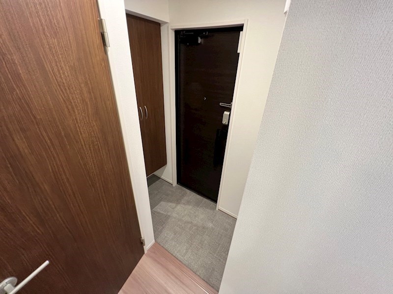 アンジュール綾瀬 玄関