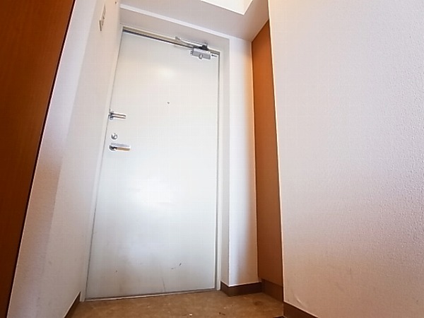 プライム柏 玄関