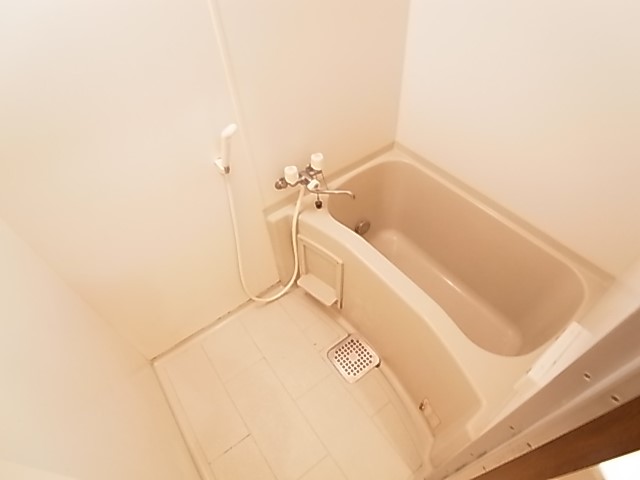 アムール　Ｃａｇｅ 風呂画像