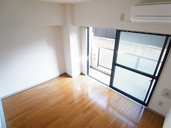 ザ・グリーンマンション ベッドルーム