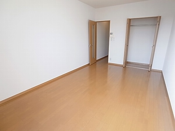 アンプルールフェール豊四季Ⅱ リビング