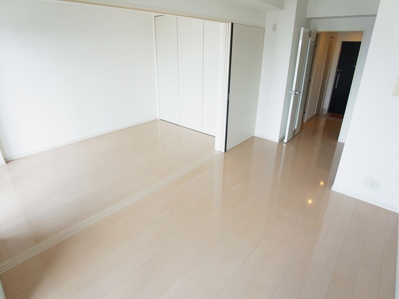 ジュイール桜イースト リビング