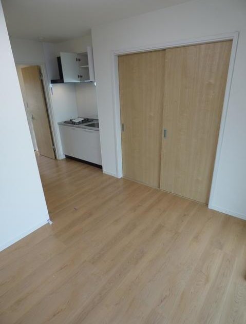 プラーナ八潮 リビング