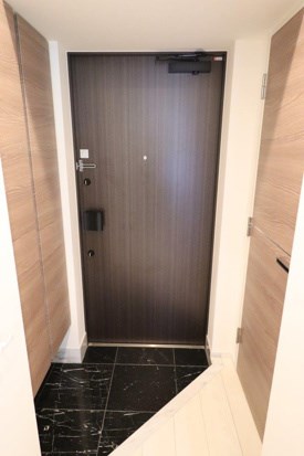 GENOVIA王子神谷skygarden 玄関