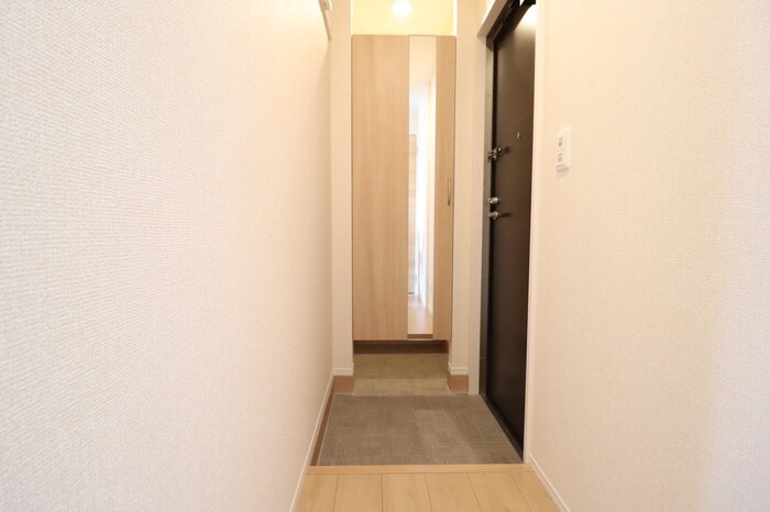 テルミドール  玄関