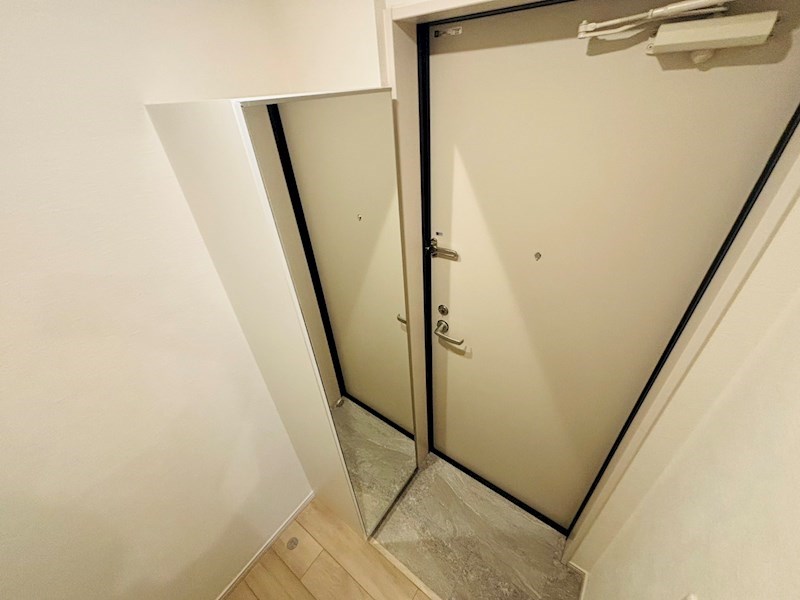 リディアコート馬橋 玄関