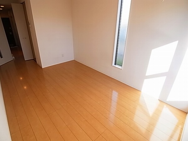 マム・ブランチ リビング