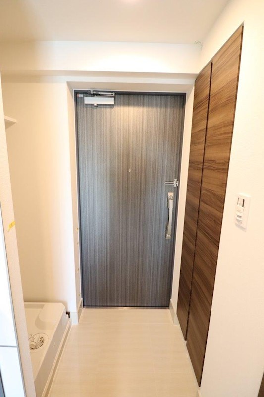 ジェノヴィア京成立石Ⅲスカイガーデン 玄関