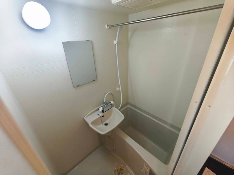 レオパレスSHISUI　A棟 風呂画像