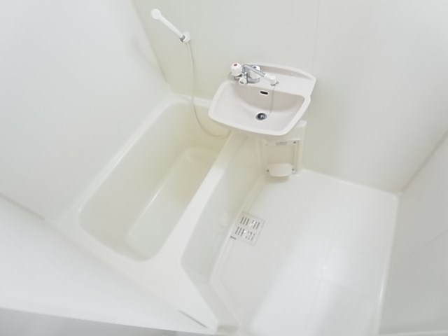 セレ六月 風呂画像