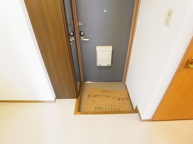 エトワール竹の塚 玄関