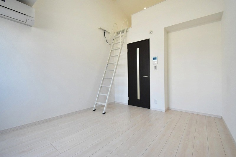 ログリア リビング