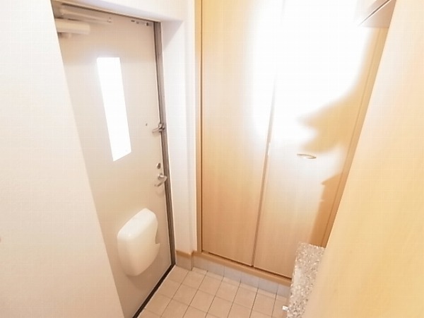 サニー＆リブⅡ 玄関