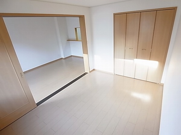 サニー＆リブⅡ ベッドルーム