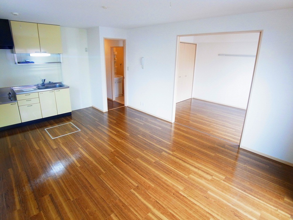 アリエル リビング