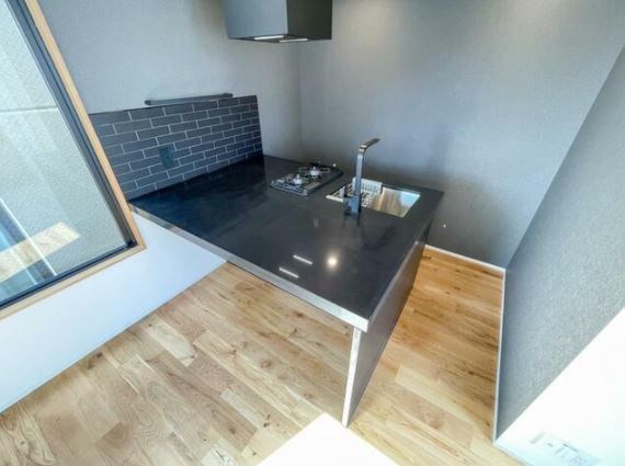 trias333~トリアスサンサンサン~ キッチン