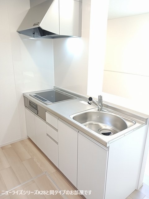 カーサ　アリビオ　S キッチン