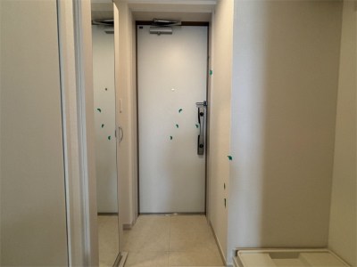 リブリ・エルカーサ亀有 玄関