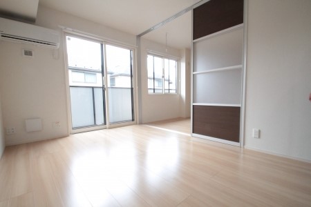 ルシオール　イコー リビング