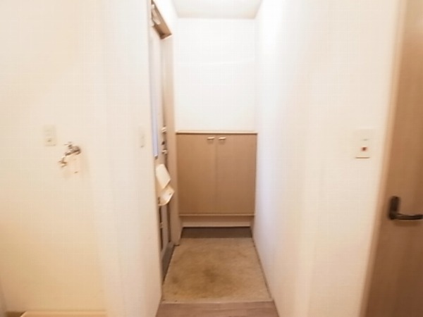 サンハイムS-A 玄関