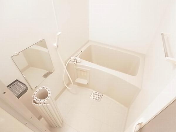 ヴィラ・グランメール 風呂画像