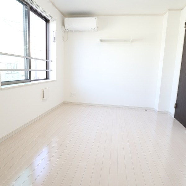 ノーザンロード綾瀬 リビング