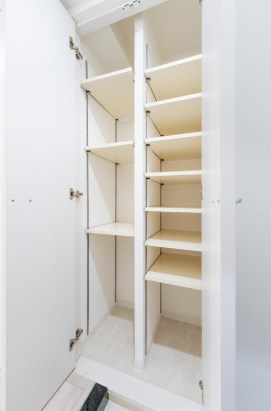 レオーネ金町 玄関