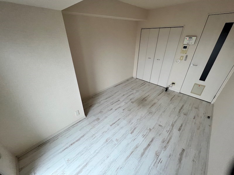 ロイヤルＫＪ ベッドルーム