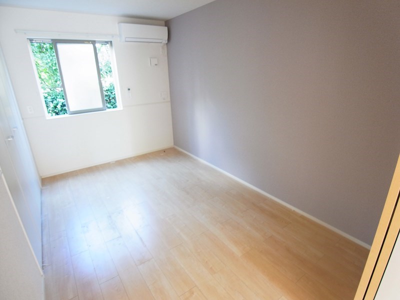 ユースティティア ベッドルーム